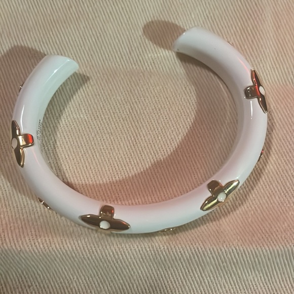 Louis Vuitton daisy bangle brand new - Picture 2 of 9